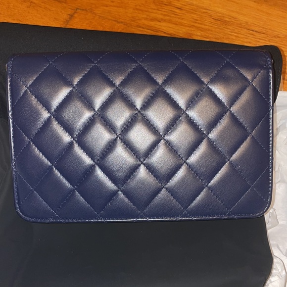 NWT Chanel Pearl Wallet On Chain Navy - Picture 9 of 13